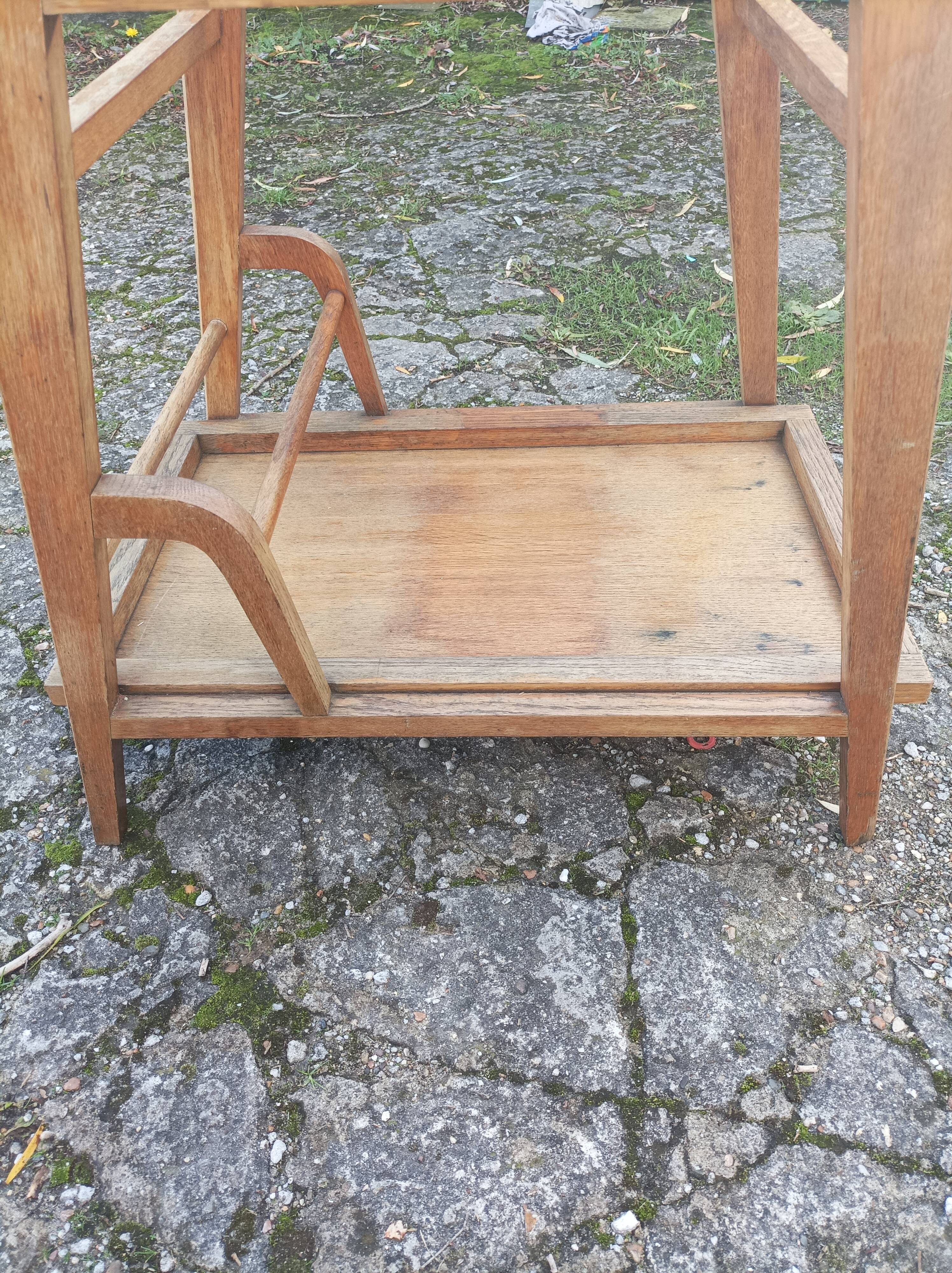 Ancienne desserte en bois vintage pieds compas scandinave