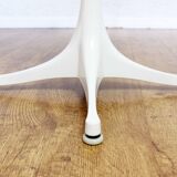 George Nelson's table for Herman Miller