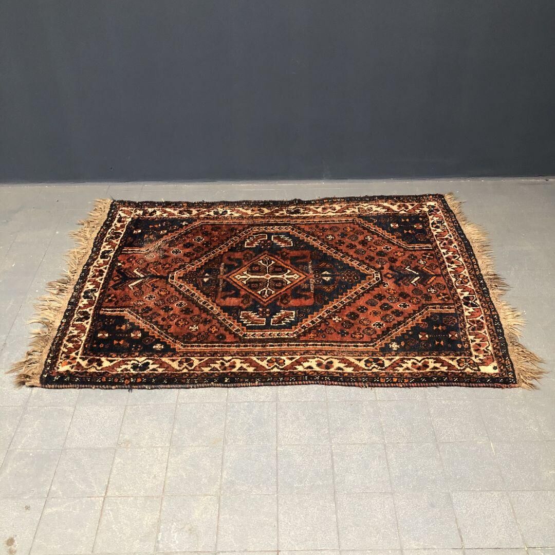 Tapis persan tissé à la main 162x110cm