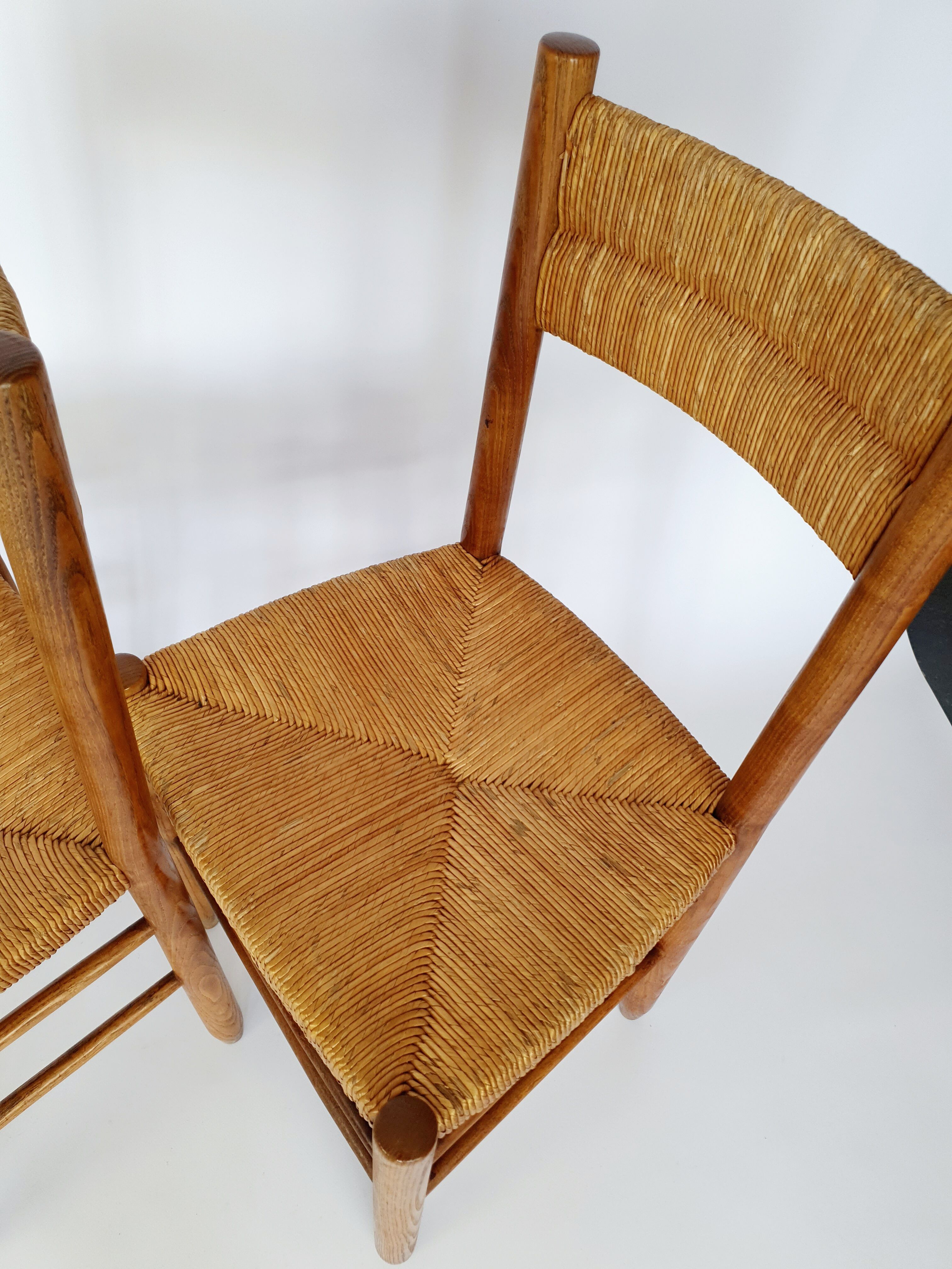 Set of 4 antique chairs, seats and mulched backrests