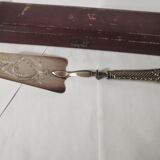 Pie shovel