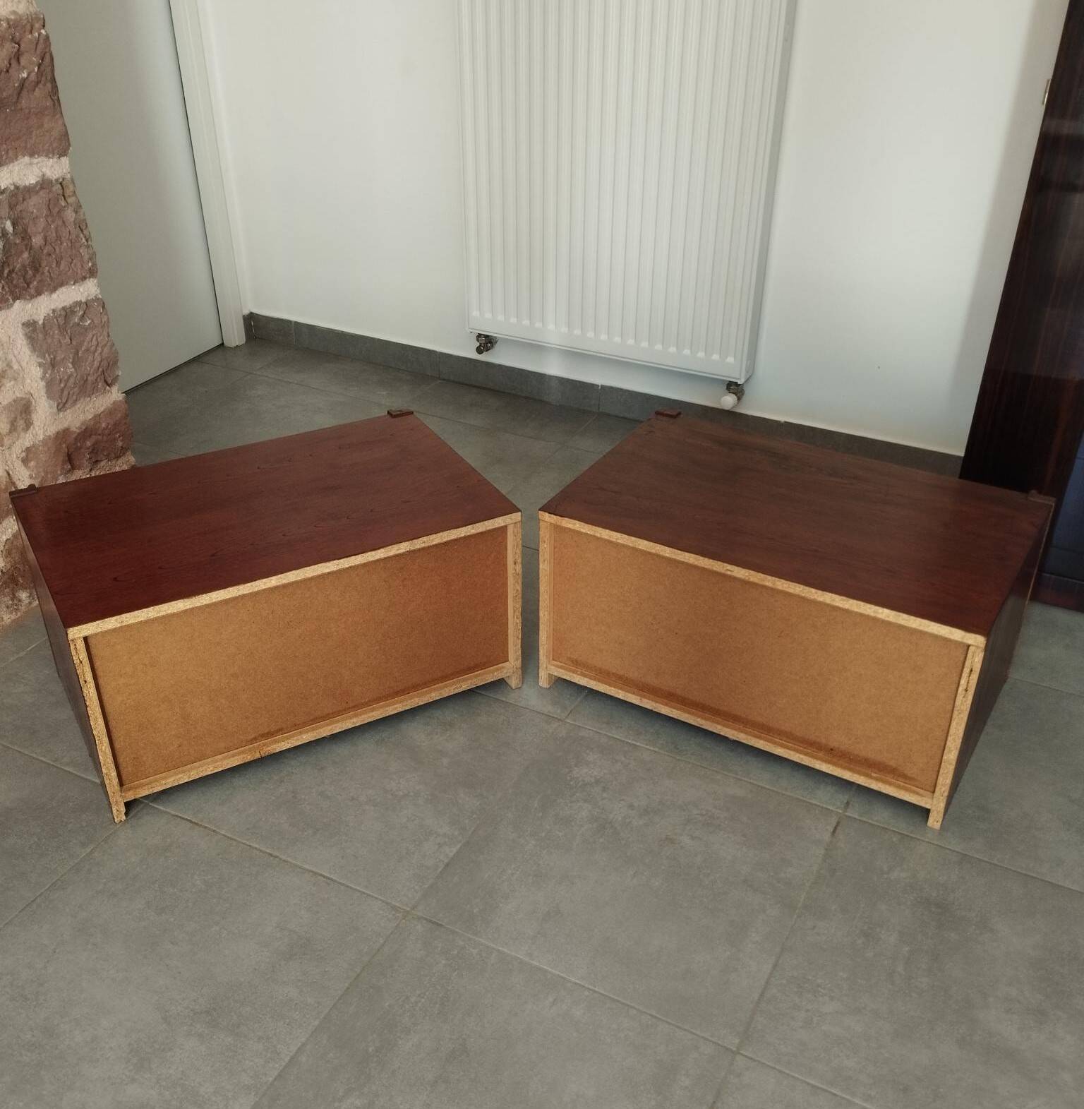 Pair of vintage Scandinavian design modules, bedside table, chest of drawers, sideboard, table.