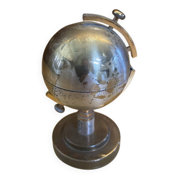 Vintage 1960s Brass World Map Globe Lighter #E2