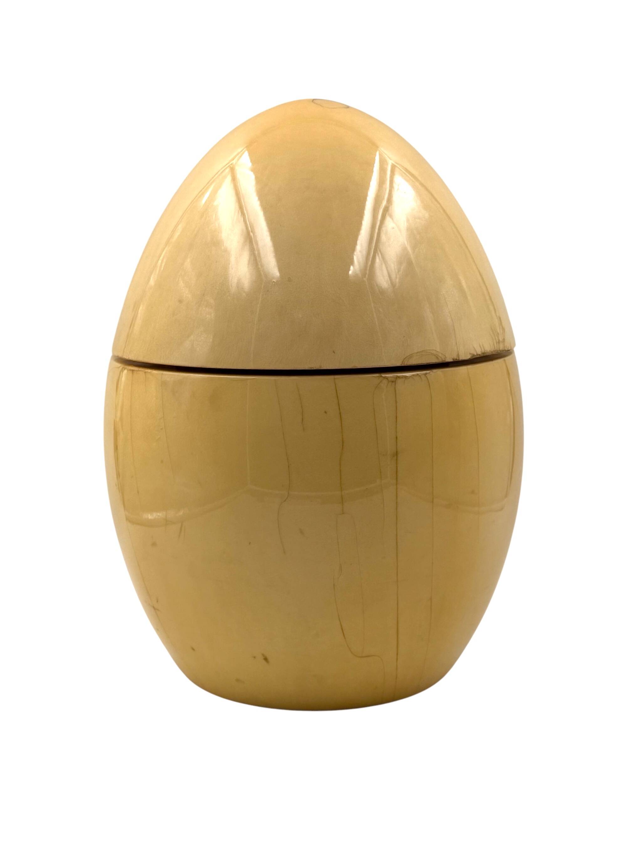 Tommaso Barbi, rare egg shaped large parchment box, TB Italy, ca. 1970