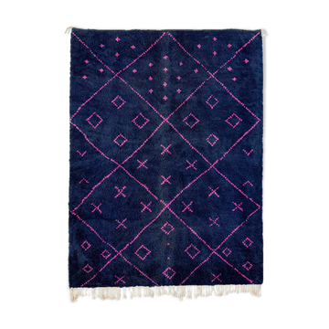 Tapis marocain moderne bleu foncé