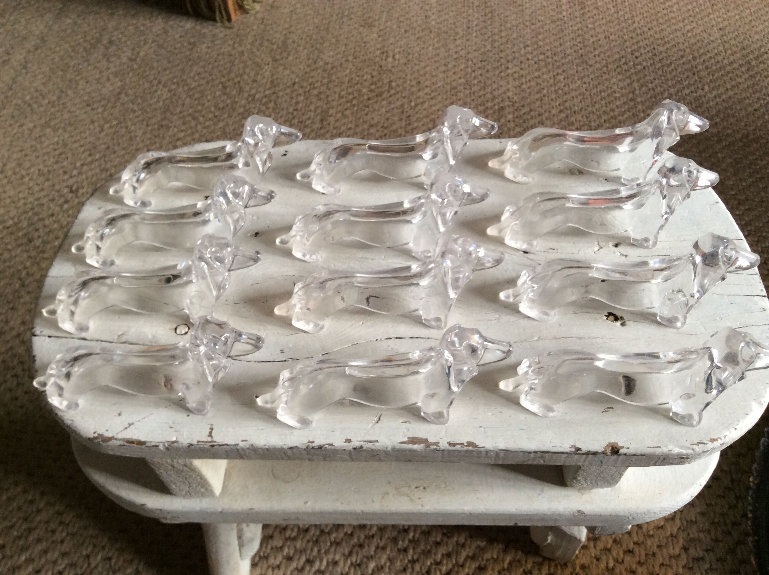 Series of 12 knife holders