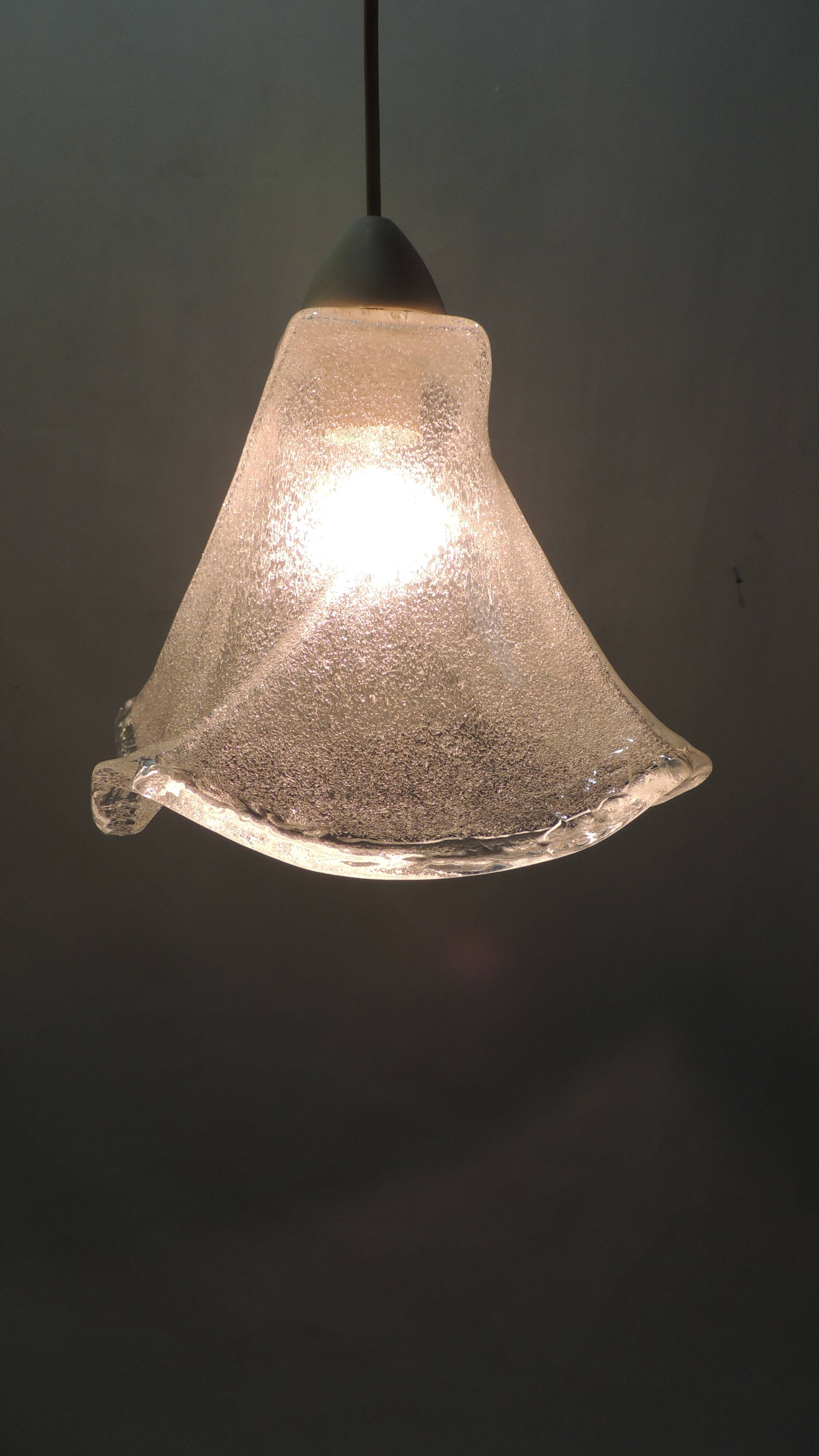 Suspension vintage en verre givré style fleur – Lampe plafonnier des années