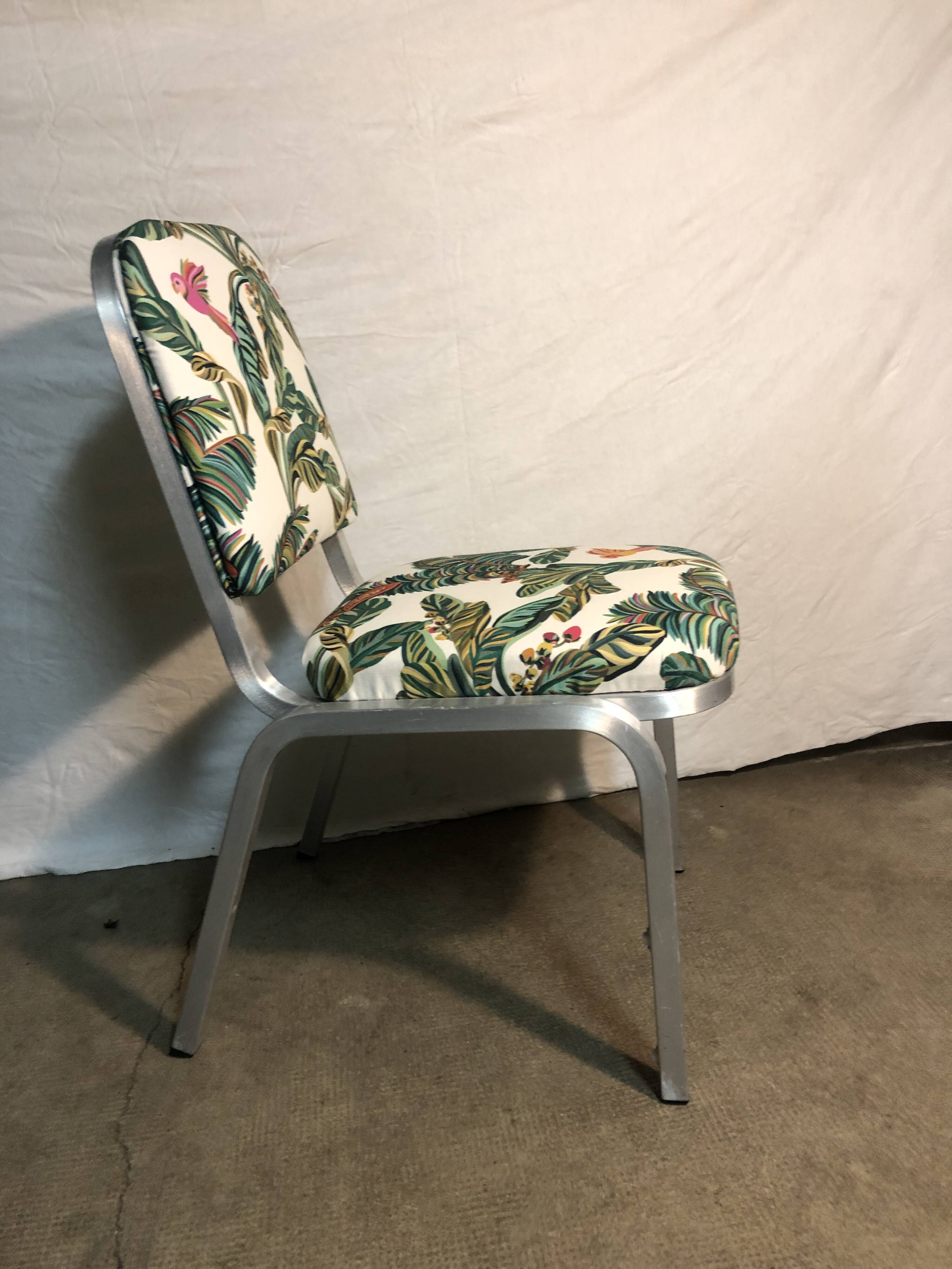 Aluminum chairs covered with Yasmine All overdose multicolor fabric Maison Thevenon arma Burgess