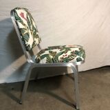 Aluminum chairs covered with Yasmine All overdose multicolor fabric Maison Thevenon arma Burgess