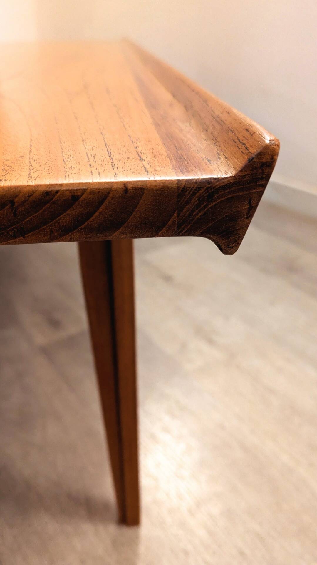 Finn Juhl – Coffee table Series 500 France & Søn in solid teak – Danema