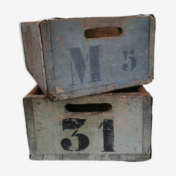 Old wooden crates, set of 2