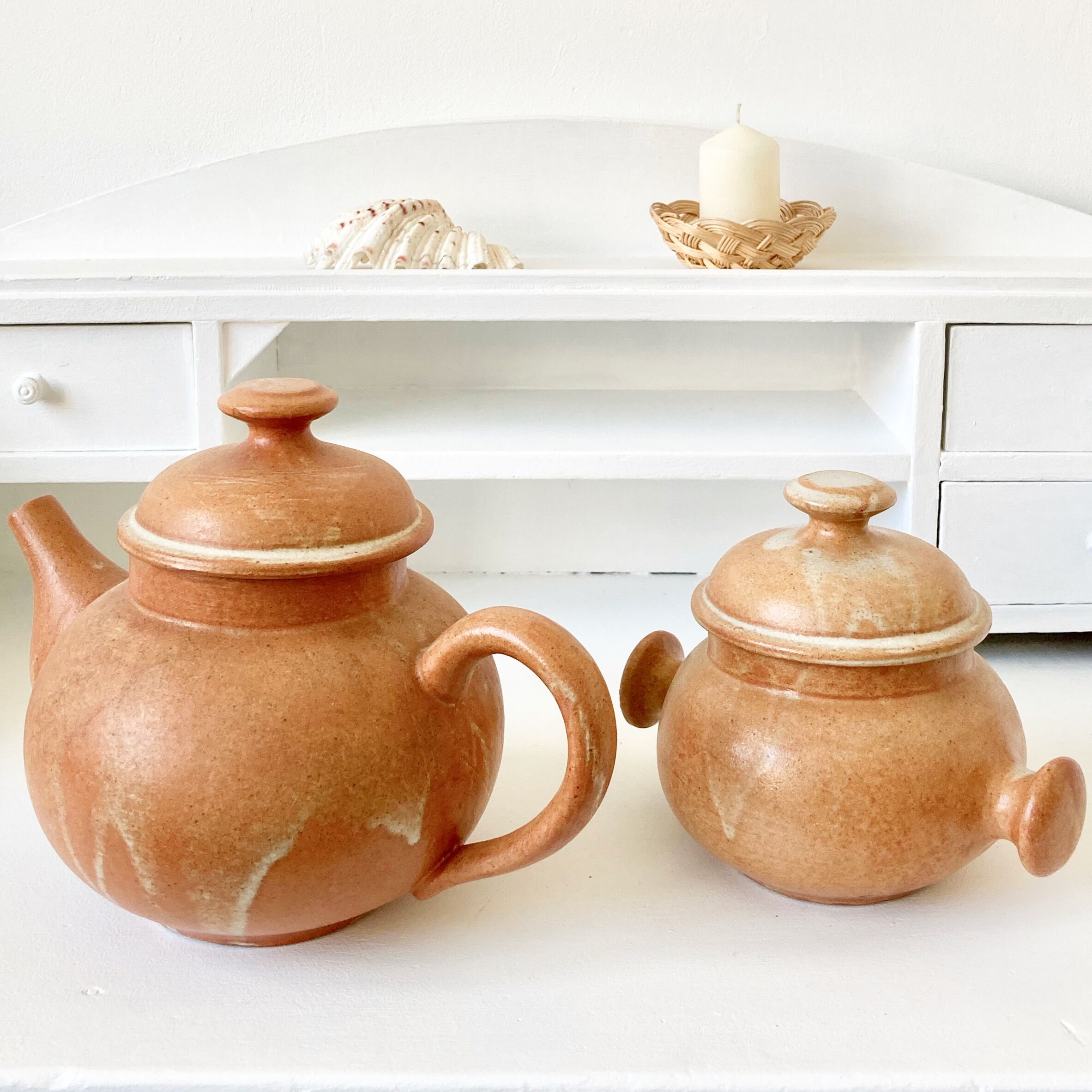 Sandstone and sugar teapot
