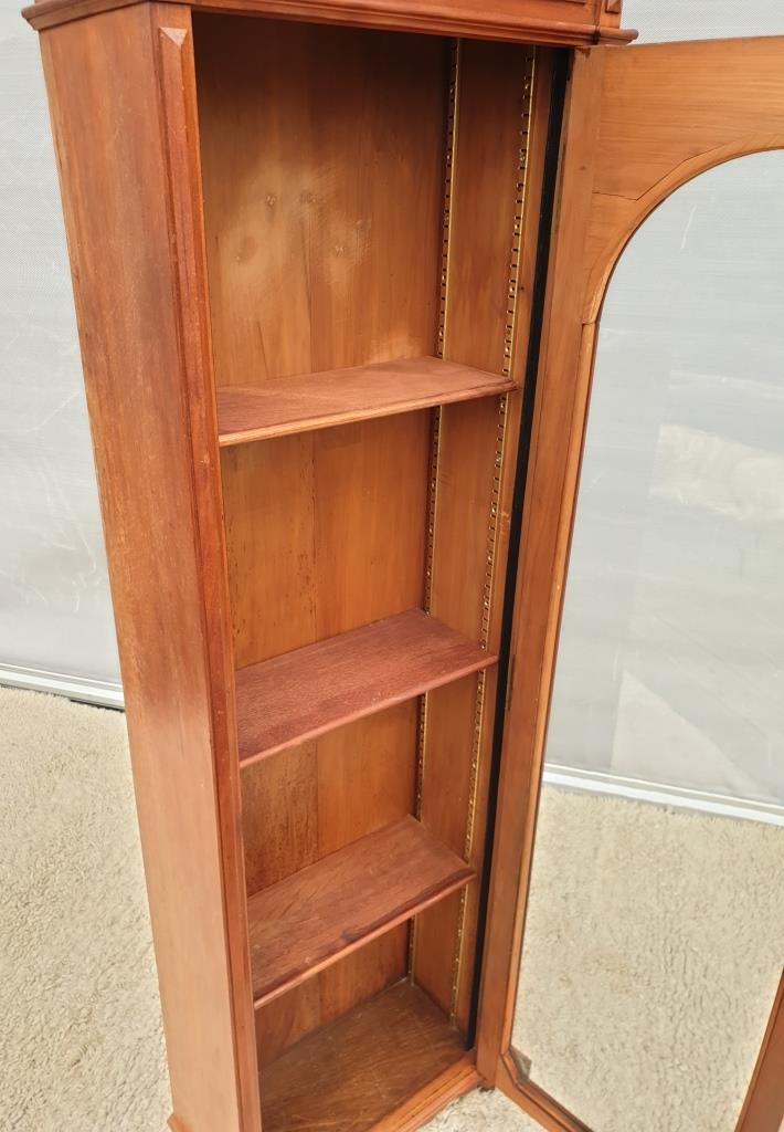 Showcase slender library louis XVI style