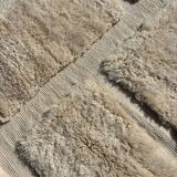 Moroccan Berber rug in white wool