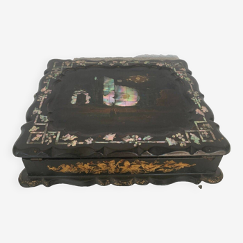 Burgoté travel writing case Napoleon III 19th century Burgot marquetry