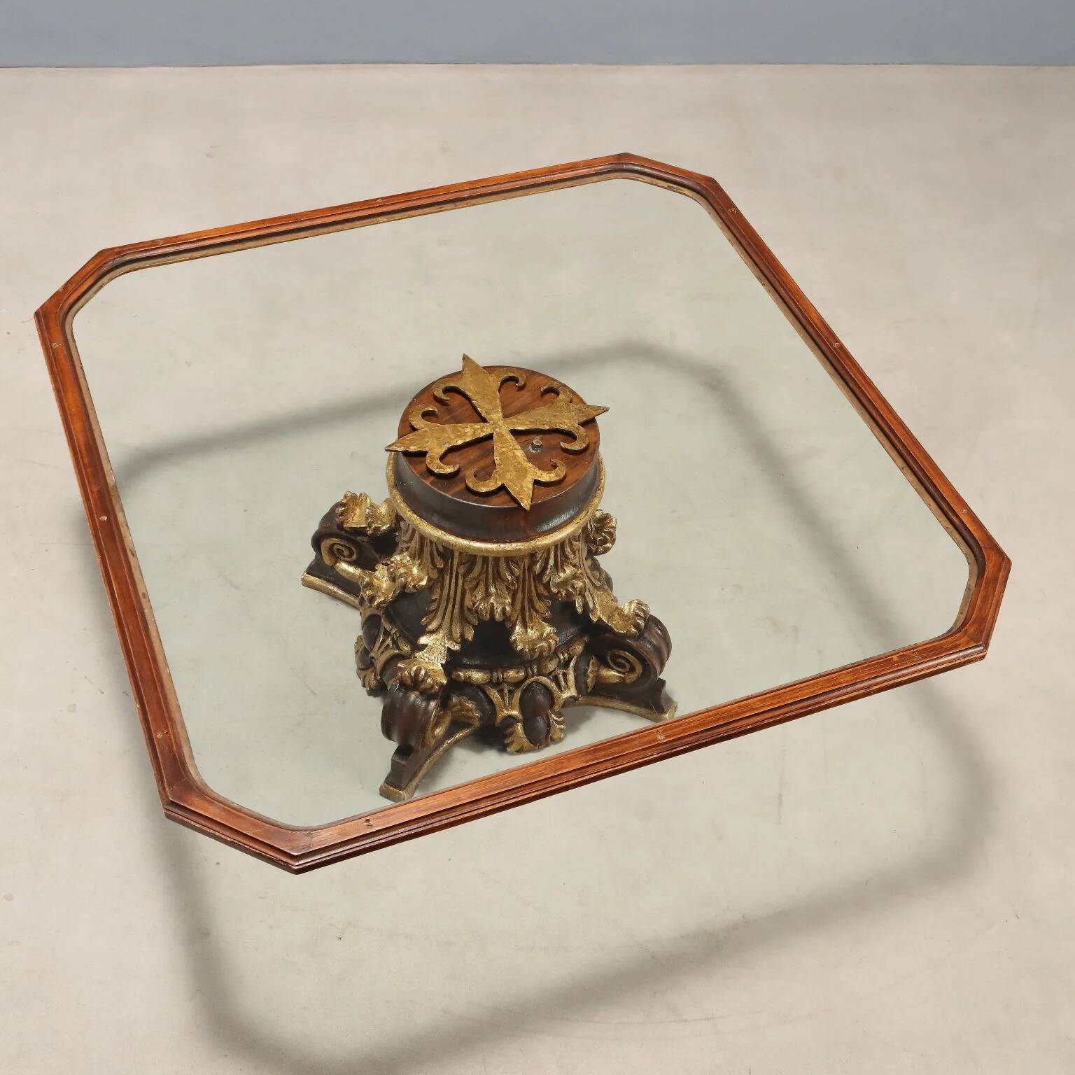 Table basse ancienne en verre et bois, Italie, XXe siècle
