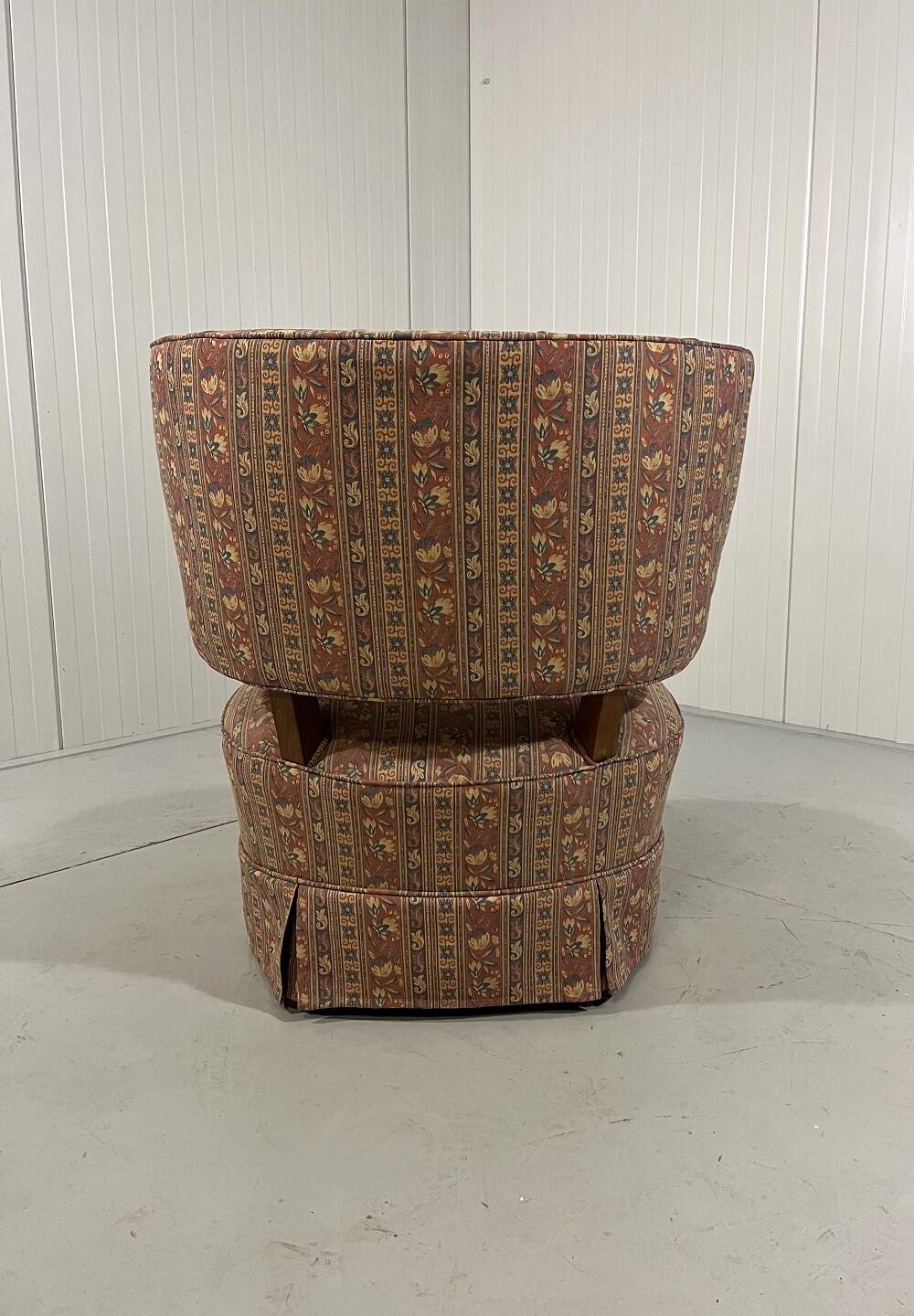 Chauffeuse scandinave en tissu, années 1950