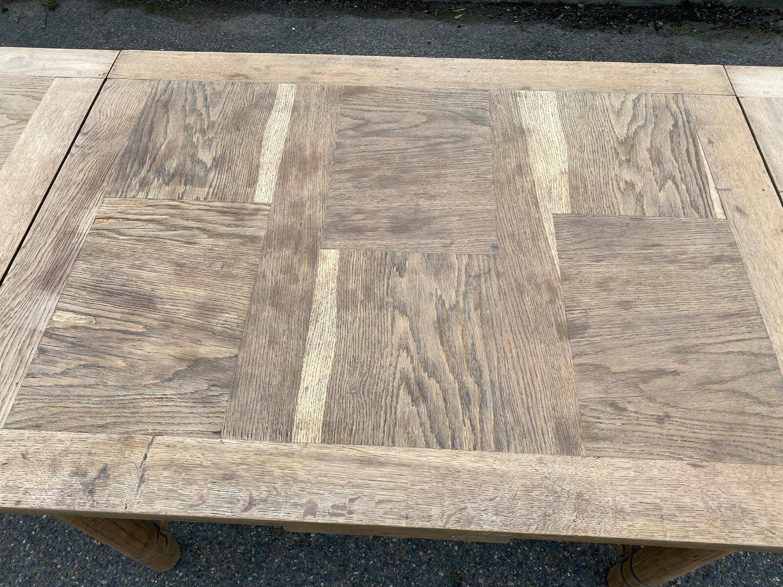 Renovated extendable farmhouse table in raw solid wood and marquetry 210cm