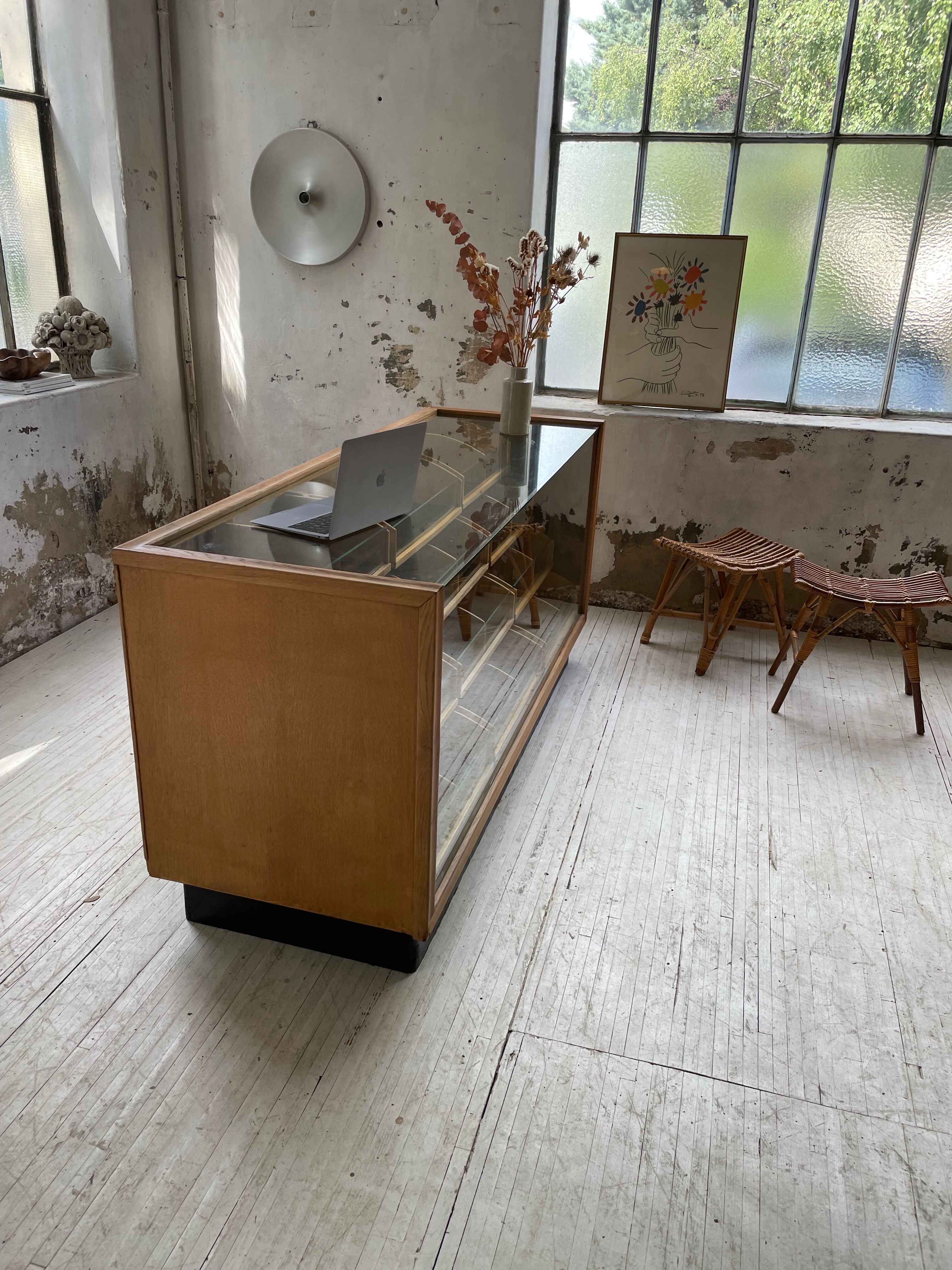 Glass trading post 50s