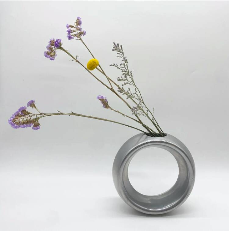 “Wheel” vase / Cast aluminum – 1980s