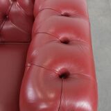 Amazing English cowhide Chesterfield armchair in a stunning red colour