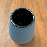 Minimalist German vase from the mid-century pottery studio of Töpferhof Römhild, 1960s.