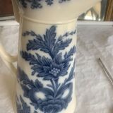 Water pitcher