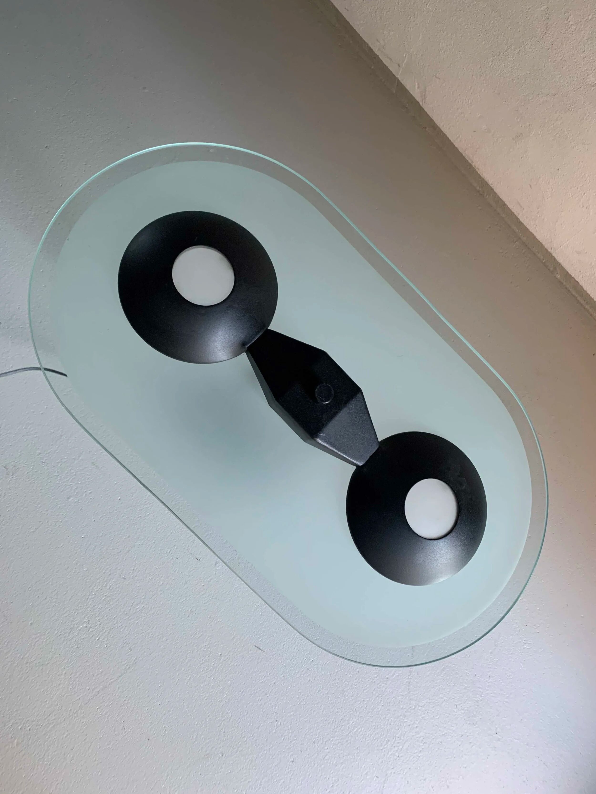 Plafonnier postmoderne en métal noir et verre | Années 1990