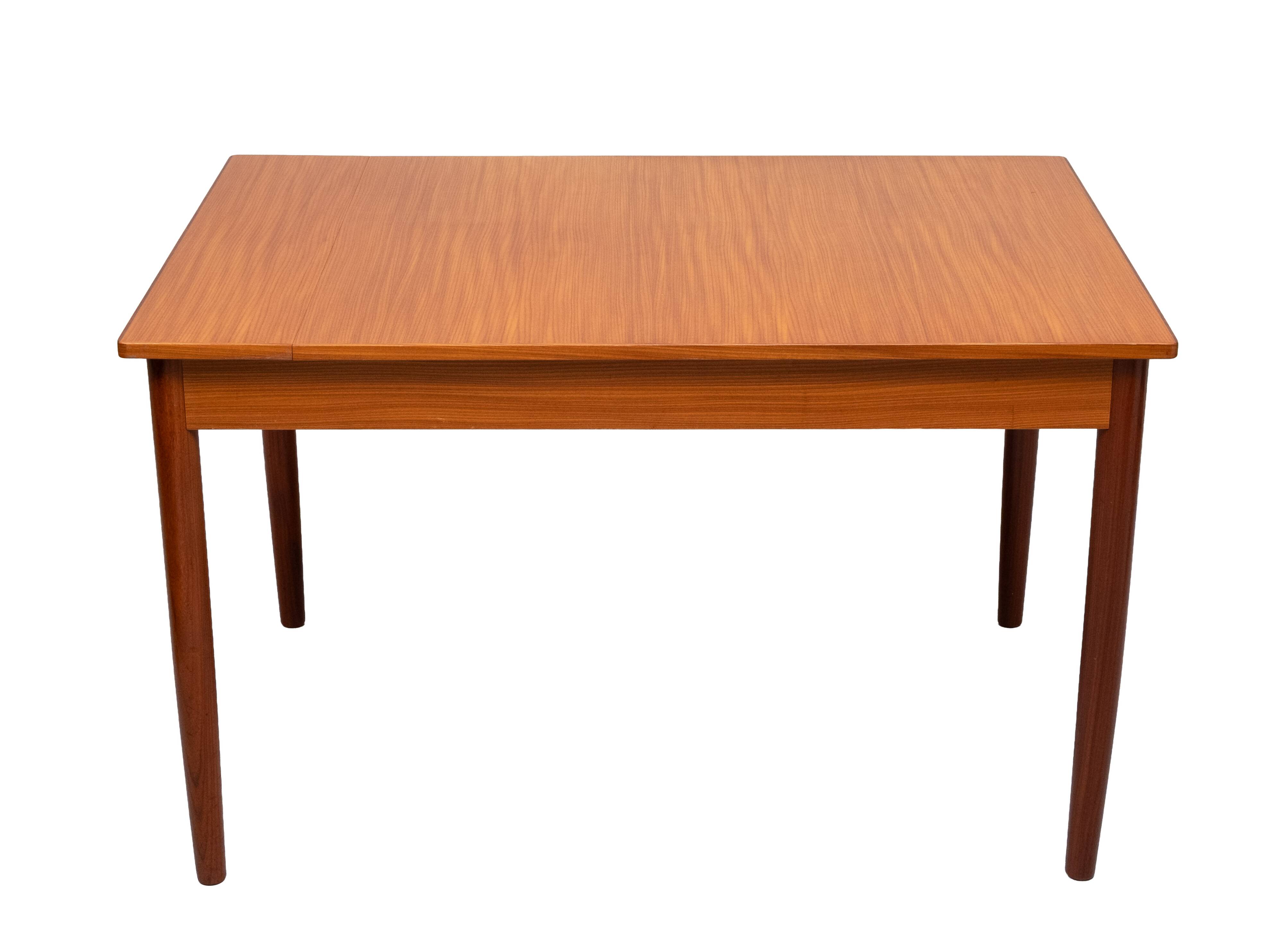 Stunning Pastoe expandable Teak Dining table 1960s