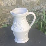 Carafe, pitcher signed Émile Tessier, Old France, in slip, ceramic
