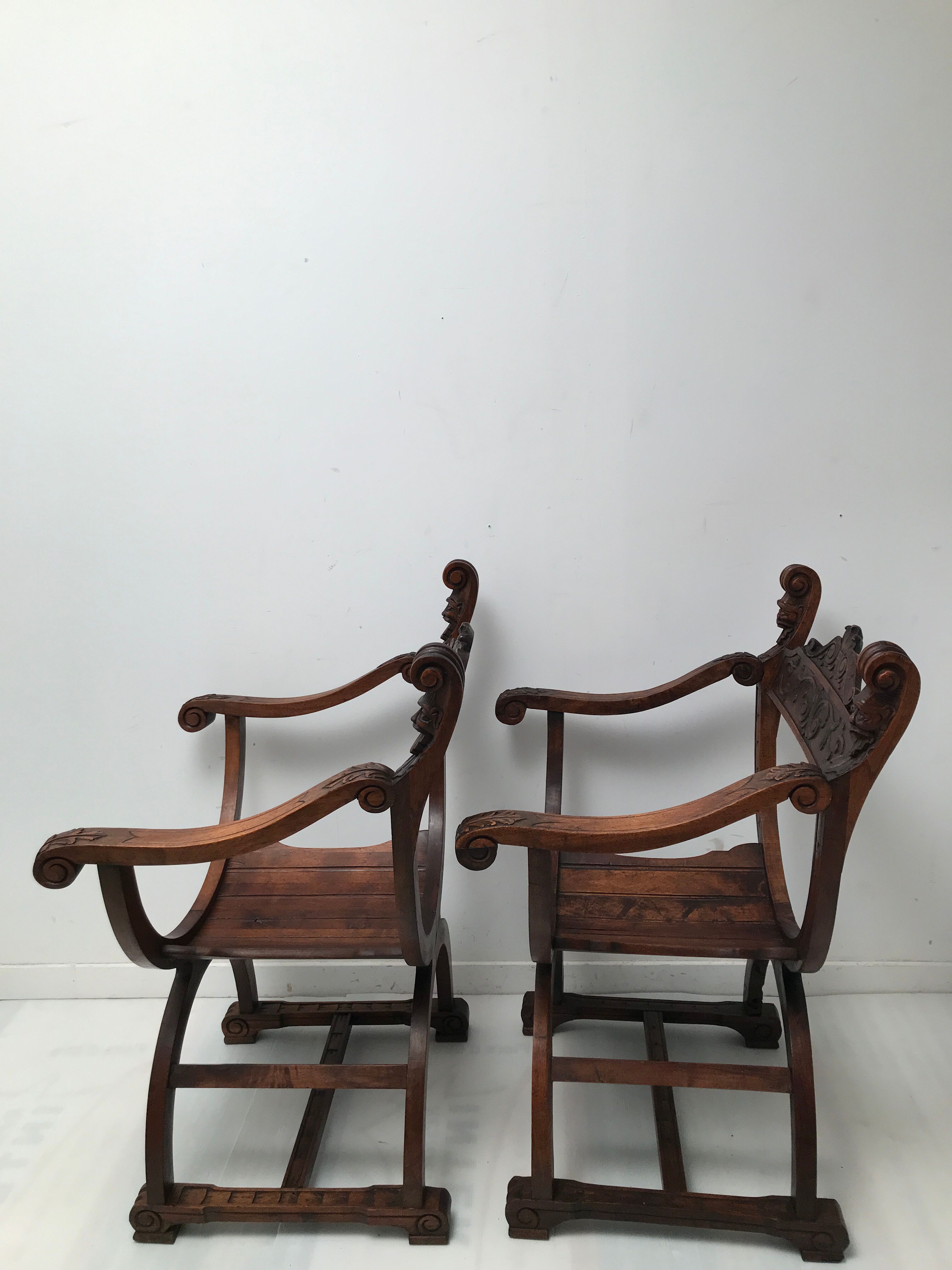 Pair of armchairs old curule called carved wooden dagobert
