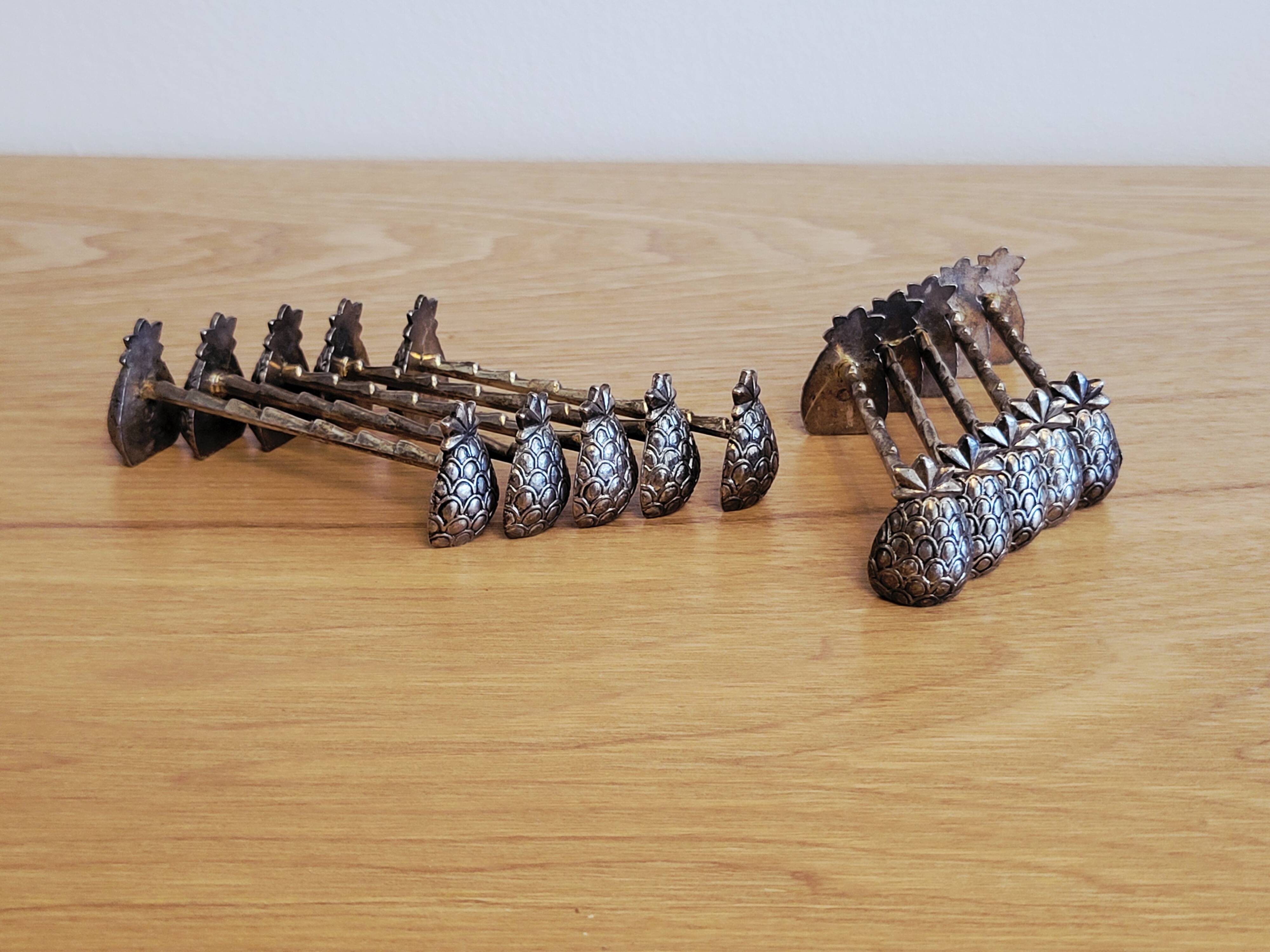10 Silver-Plated Metal Art Deco Knife Rests in the Shape of an 'A'