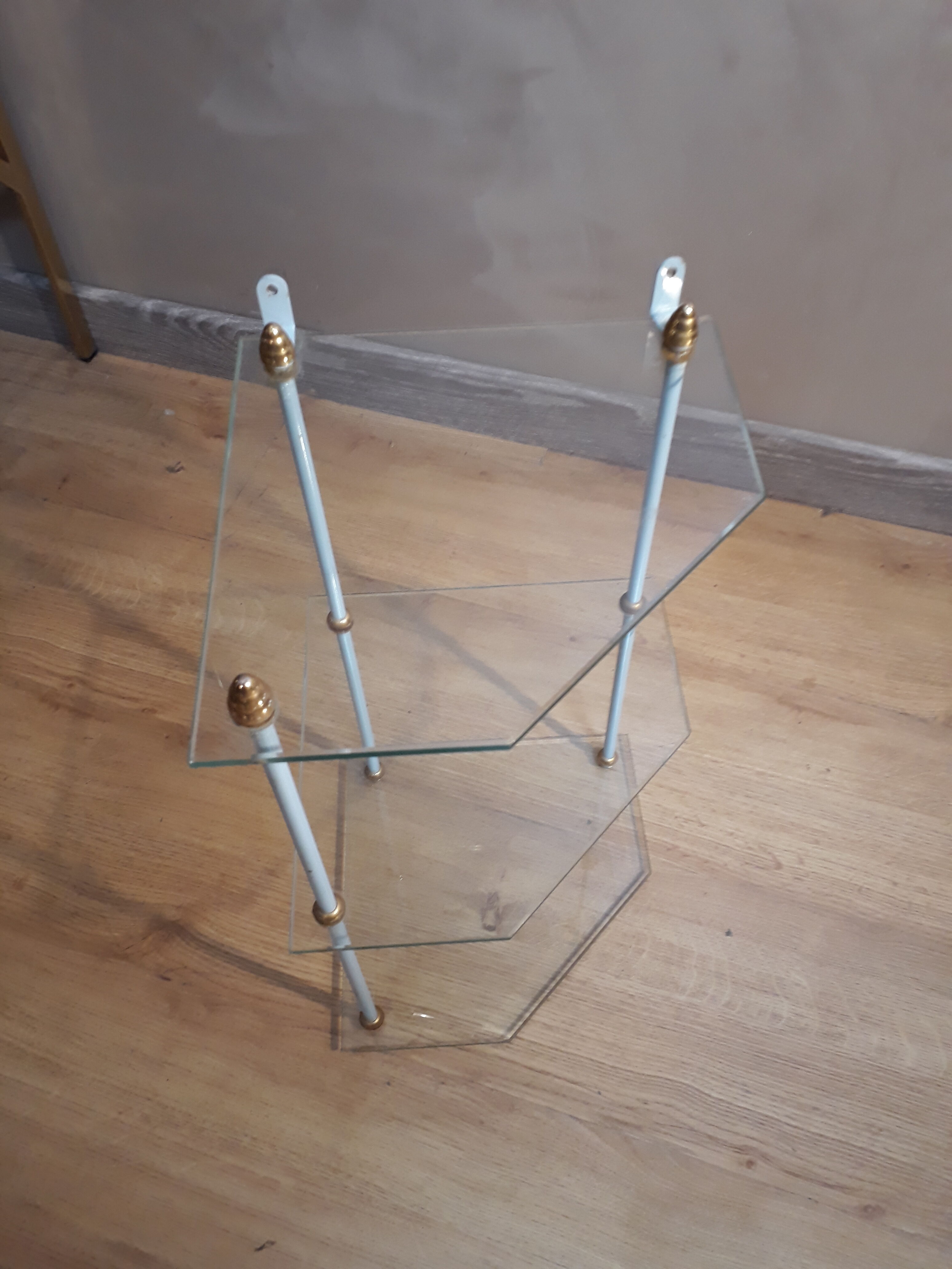 42x32 glass angle shel