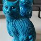 Paire de chats Chinois en porcelaine émaillée bleu turquoise. Hauteurs 20 & 17 cm
