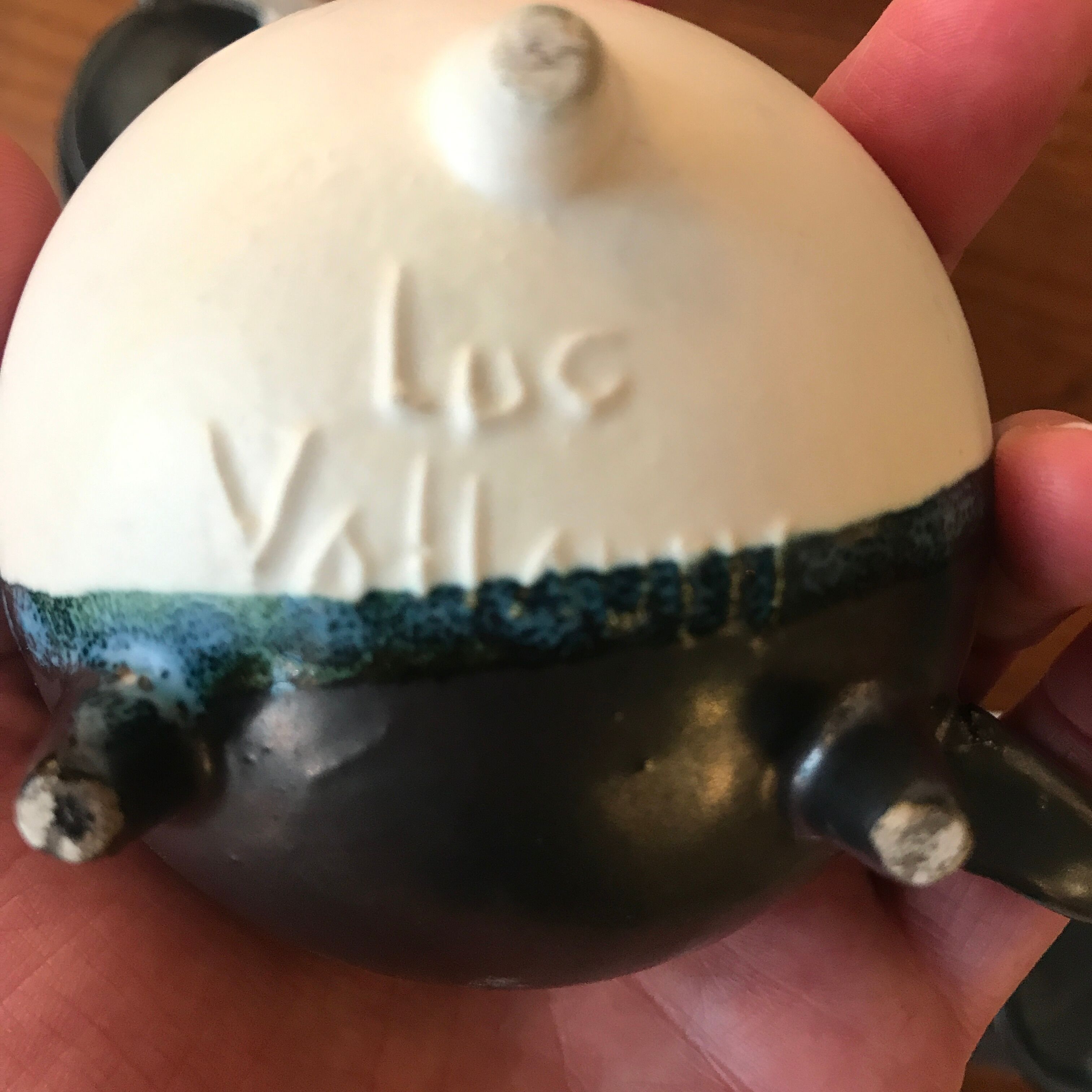 Luc service by Vallauris