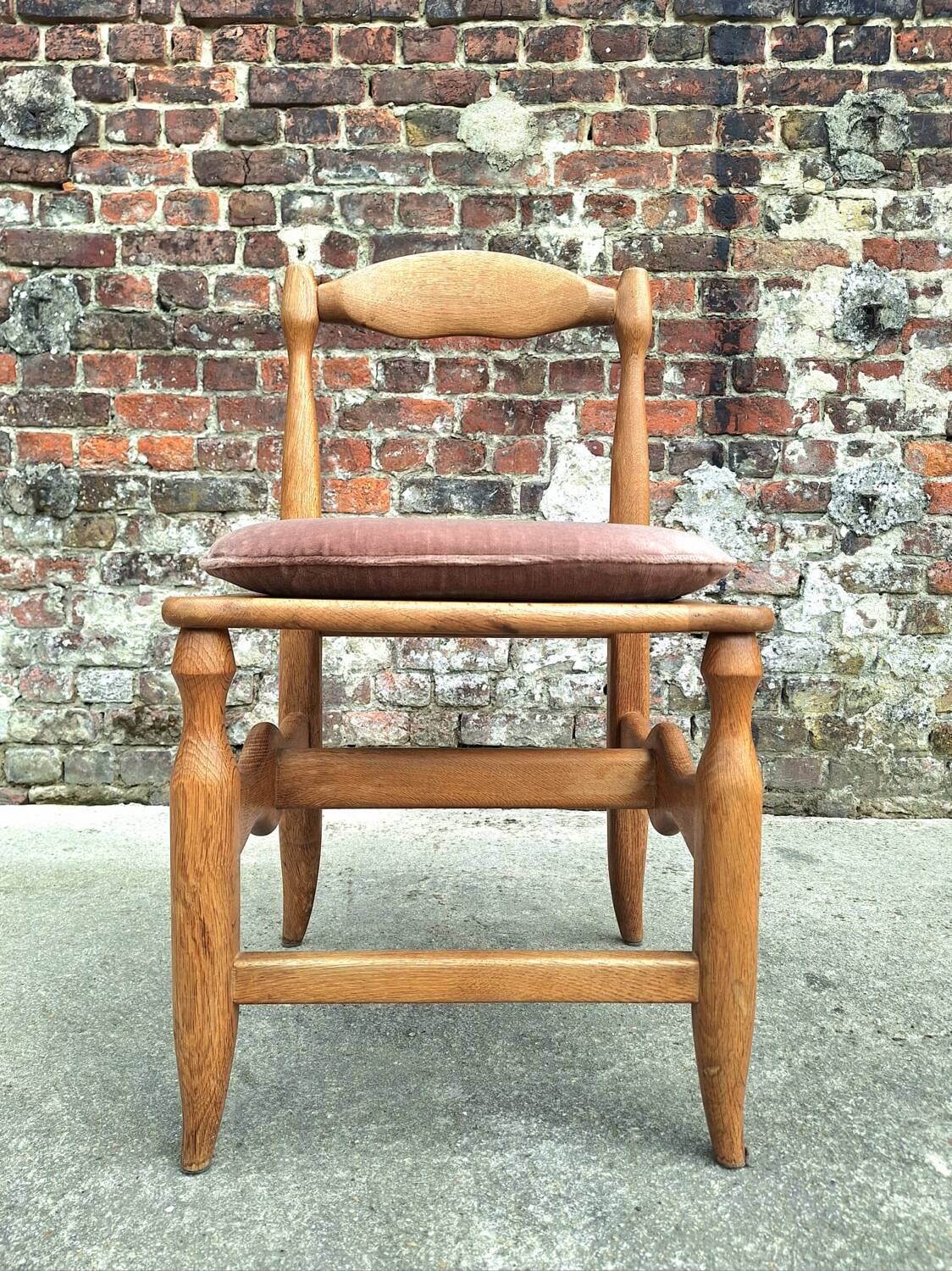 Set of 4 Guillerme and Chambron Charlotte model chairs, vintage seats