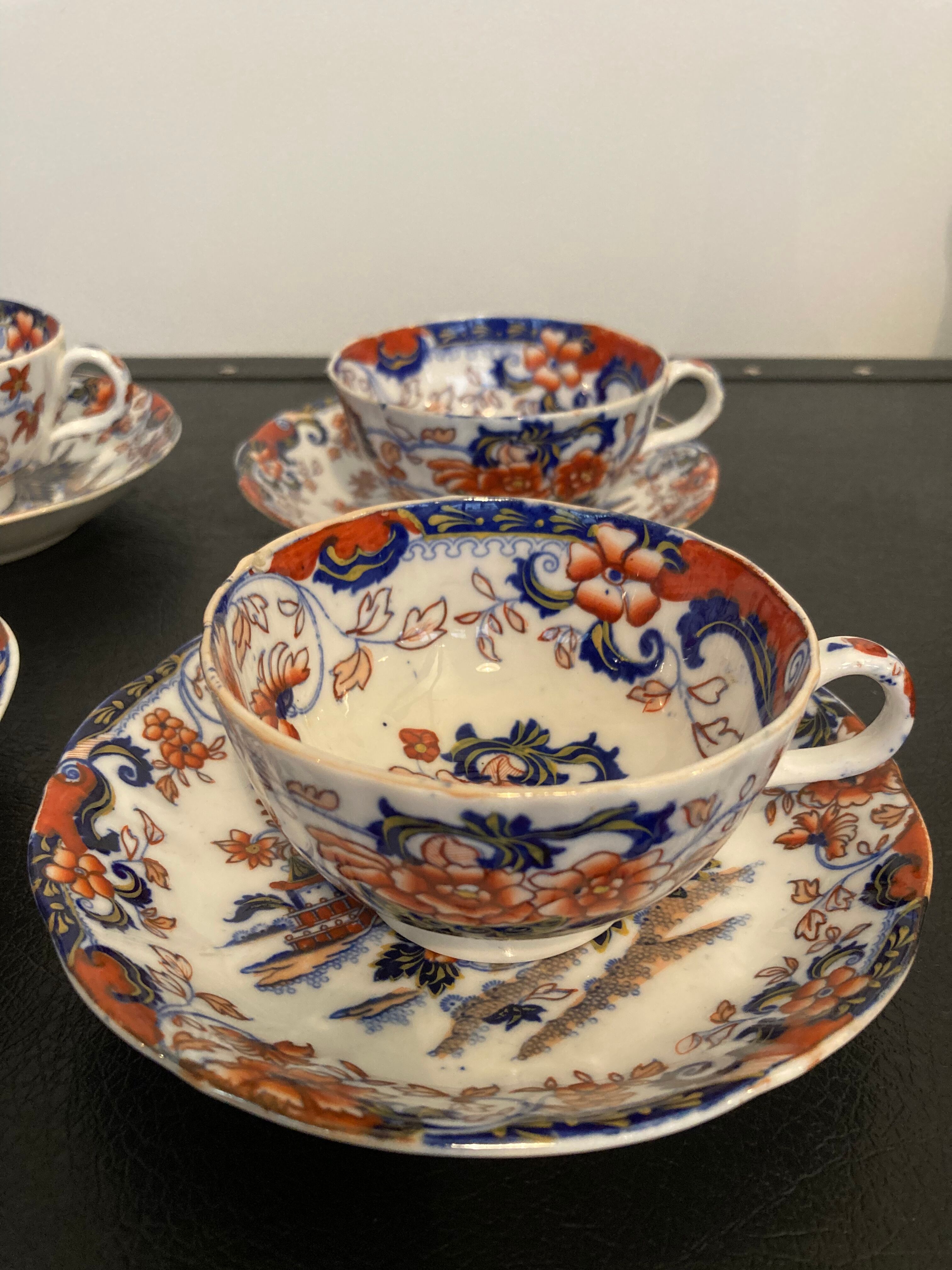 Set 4 cups and saucers Minton Amherst 824