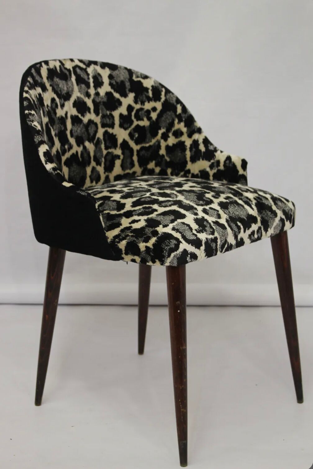 Paire de fauteuils cocktail des annnees 70