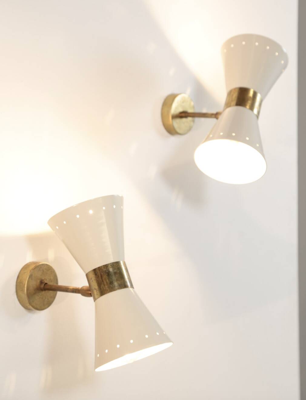 Pair of Italian Diabolo wall lights, 1950s design