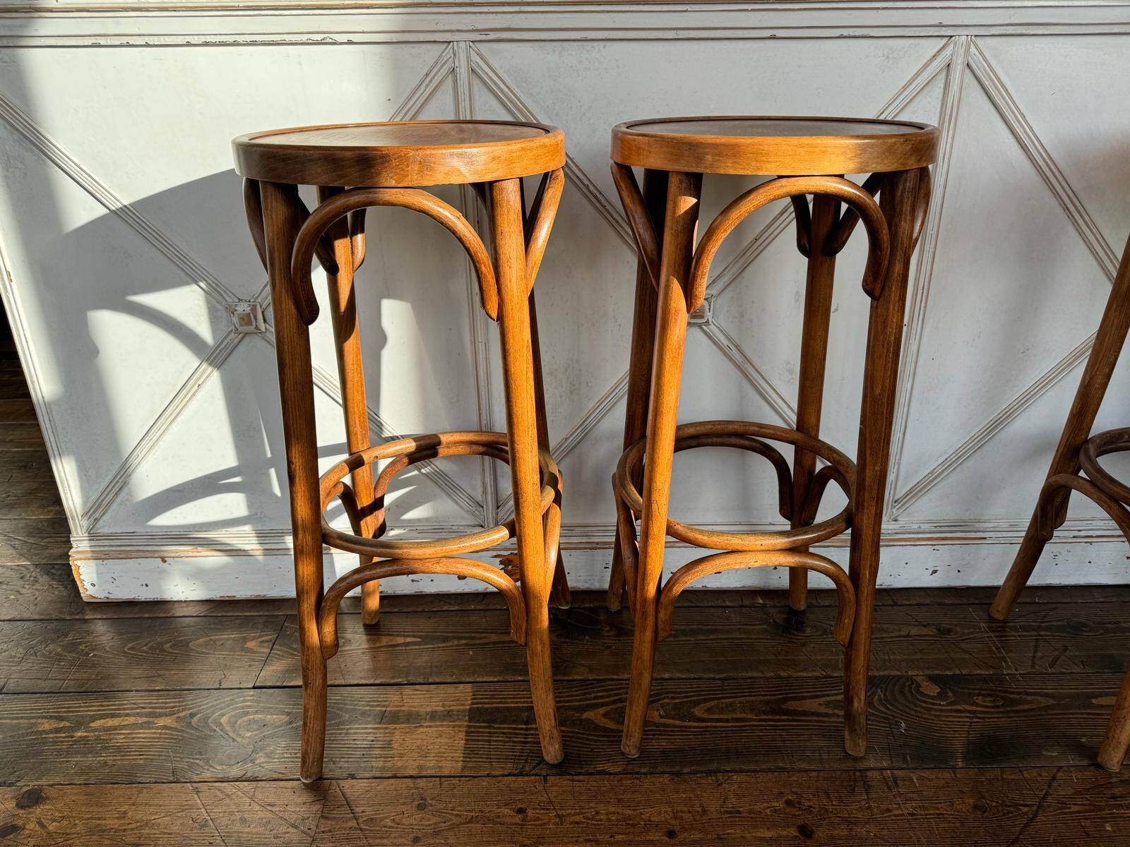 Ancien tabouret bistrot