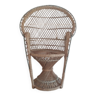 Emmanuelle rattan plant holder