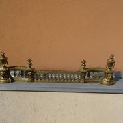 Ensemble de 3 pièces chenets et barre de cheminée en bronze xixème