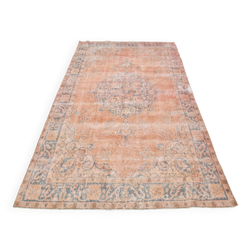 Tapis persan vintage terracotta et bleu fané floral 5'0 x 8'7 pieds, 153x261 cm