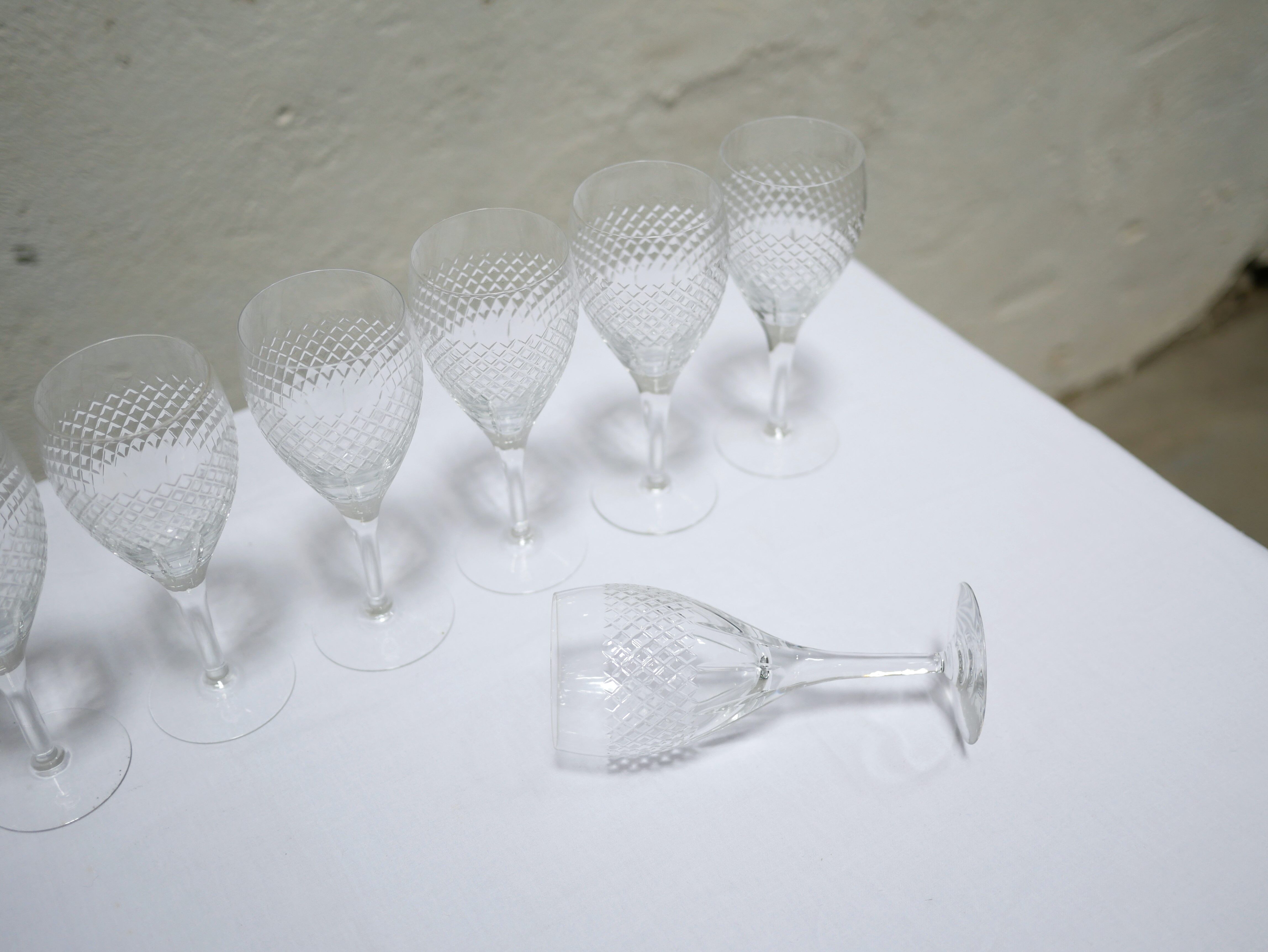 Series of 10 vintage crystal water glasses