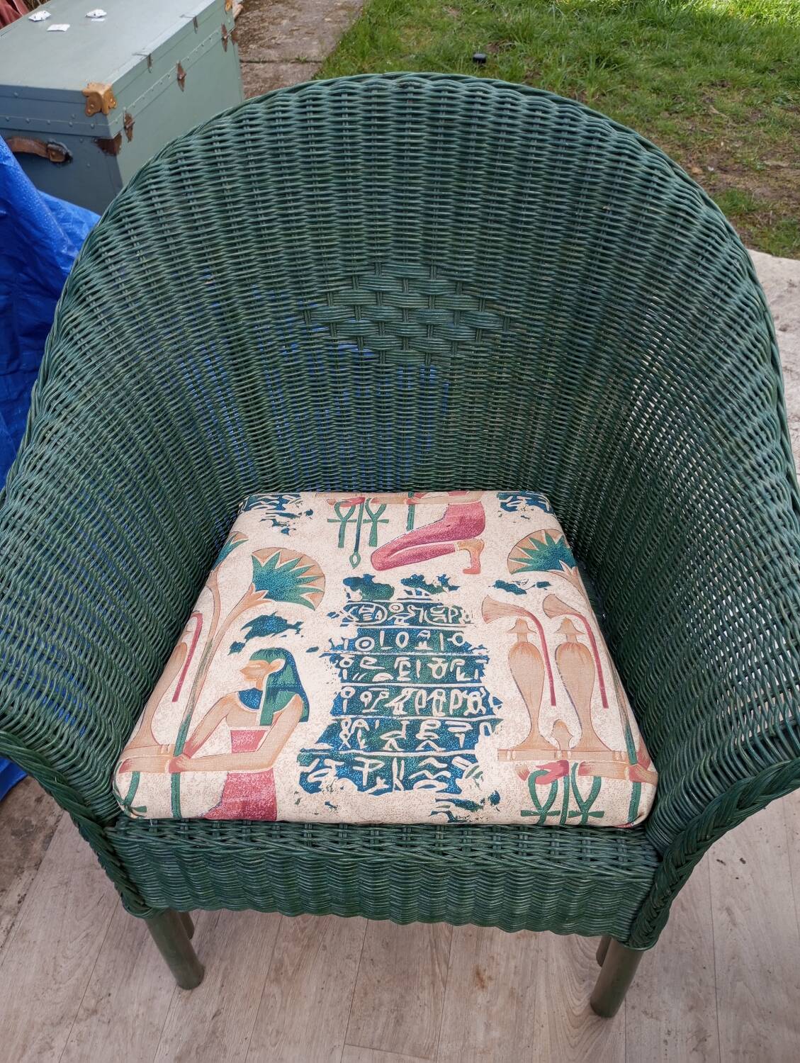 Rattan armchair table set