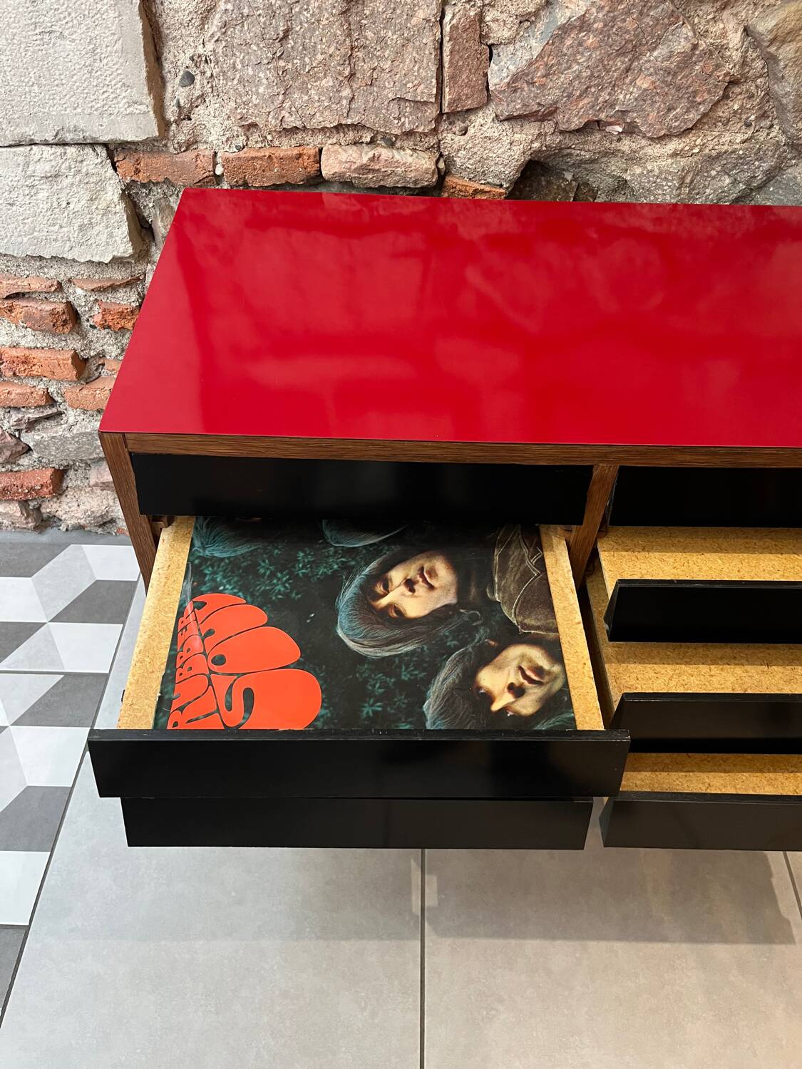 Vinyl storage furniture Manufrance from the 1960s