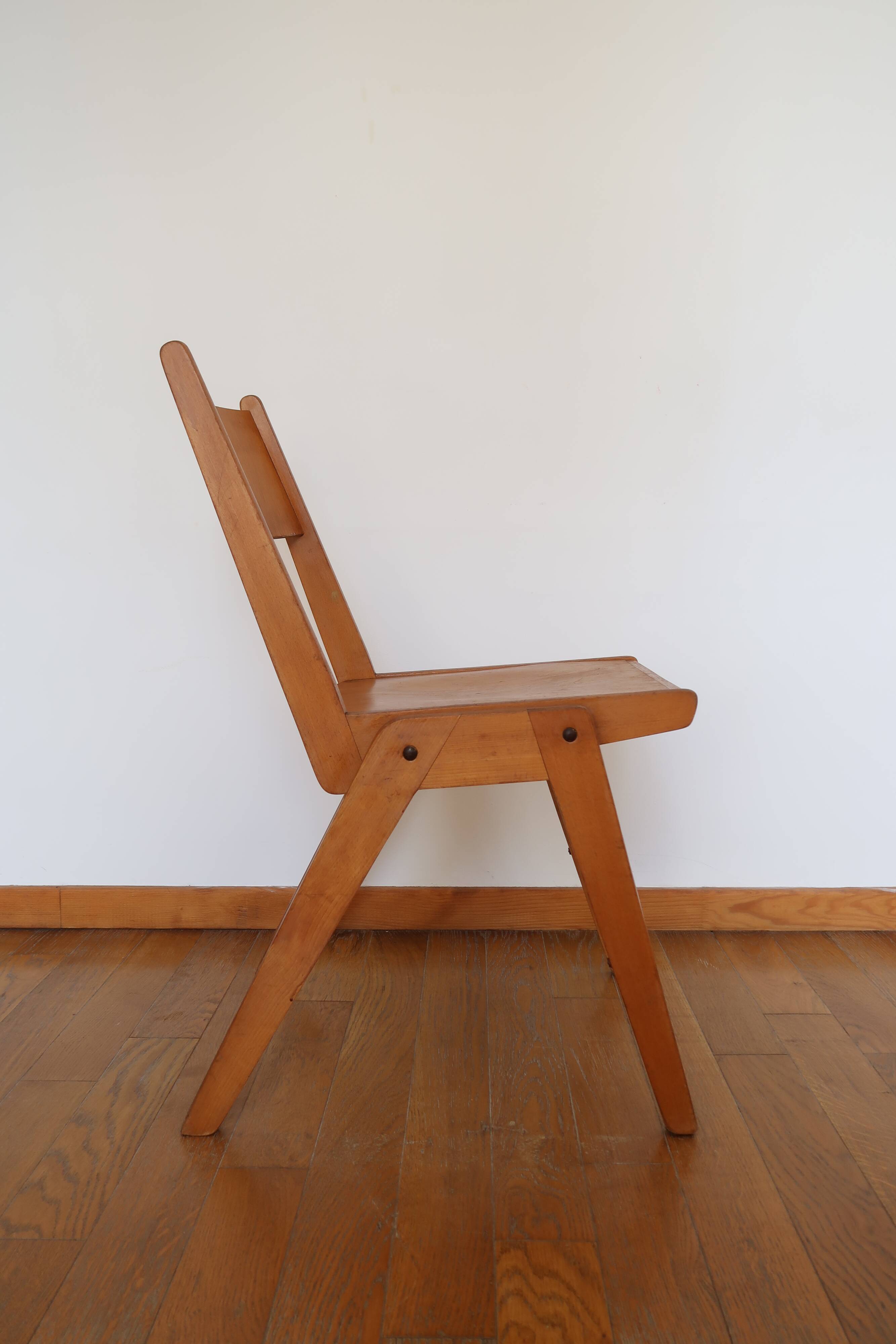 Set of 12 Scandinavian chairs compass feet