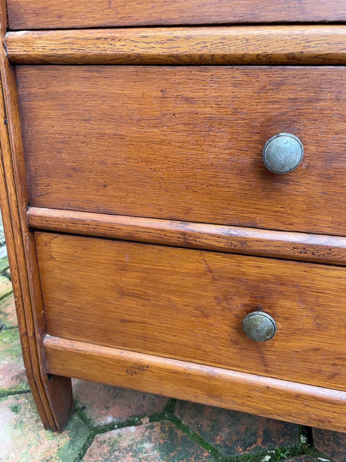 Vintage chest of drawers