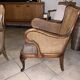 Fauteuil dossier cannage assise tissu refaite récemment