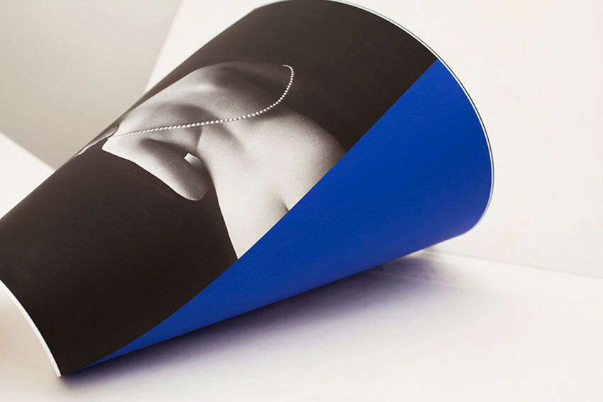 Vintage female backless female photography - Belle Époque 1930